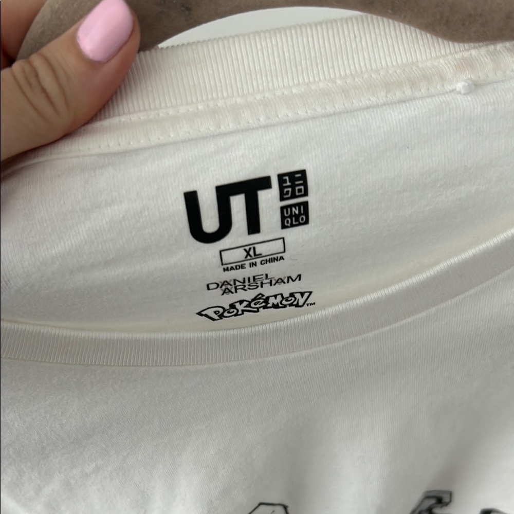 Uniqlo x Pokémon White Short Sleeve Tee - Picture 3 of 5